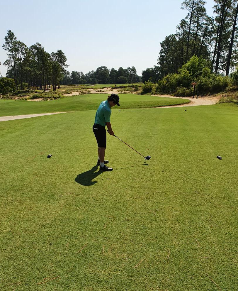 Gran comienzo de Silva en Pinehurst